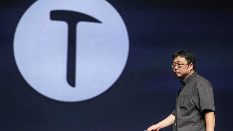 【虎嗅早报】罗永浩谈小米“Mimoji事件”:法律上没问题,原博主无责